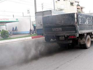 Using unleaded gasoline but the lead in the air increases!