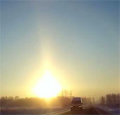 Video: 3 suns together in Russia