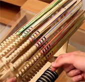 Video: 6-barrel machine gun made of elastic elastic wire