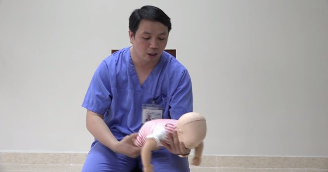 Video: A guide to first aid for babies