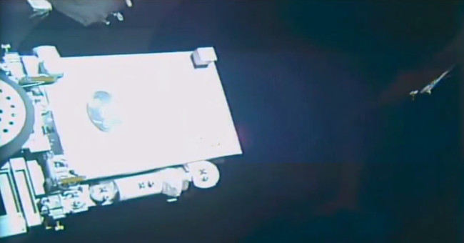 Video: A strange object near UFO space station controversial