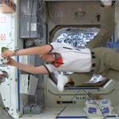 Video: Astronaut kicks on ISS