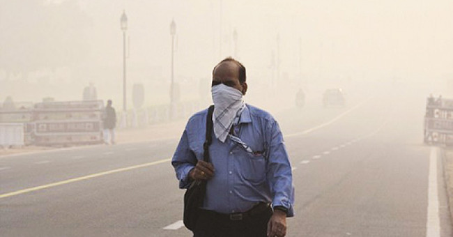 Video: Breathing in toxic New Delhi like smoking 50 cigarettes