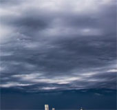 Video: Clouds roll in the sky over America