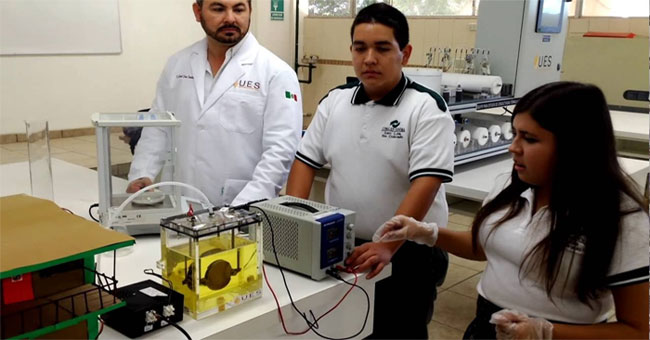 Video: Device to turn urine into cooking fuel