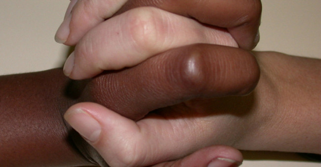Video: Evolutionary journey of human skin color