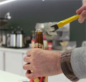 Video: Good tips to help you open the bottle anytime, anywhere