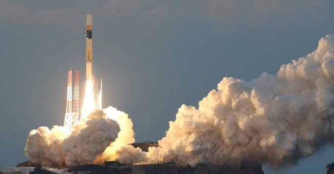 Video: Japan launches a satellite to study black holes