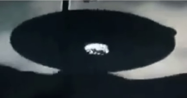 Video: Mysterious giant UFO flashes across Malaysia sky?