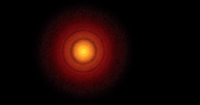 Video: Planet like Earth is forming