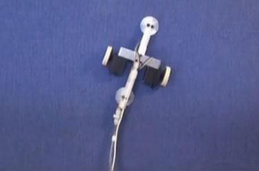 Video: Robot moves on all surfaces
