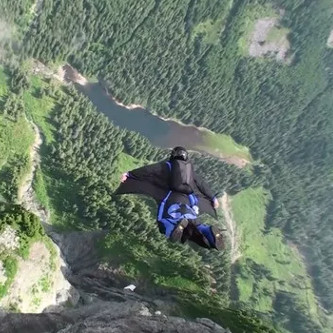 Video: Rushing down the cliff with homemade bat wings