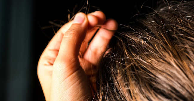 Video: Syndrome causes many addicts to pluck their hair and hair