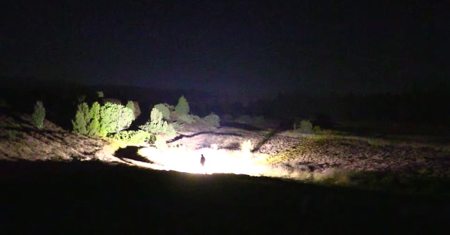 Video: The brightest LED lamp in the world can make you temporarily blind