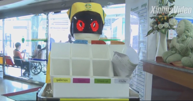 Video: The 'robotic nurse' team serves at the Thai hospital