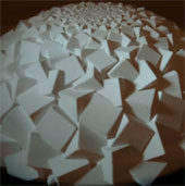 Video: The sculpture miraculously moves constantly