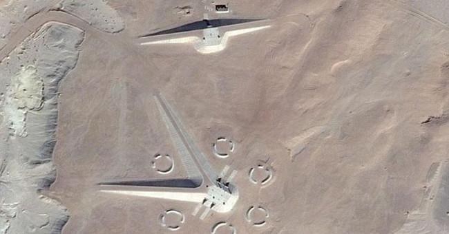 Video: The spacecraft-like structure is controversial in the Egyptian desert