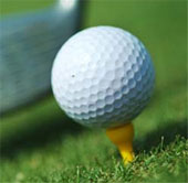 Video: Unbelievably deformed golf ball