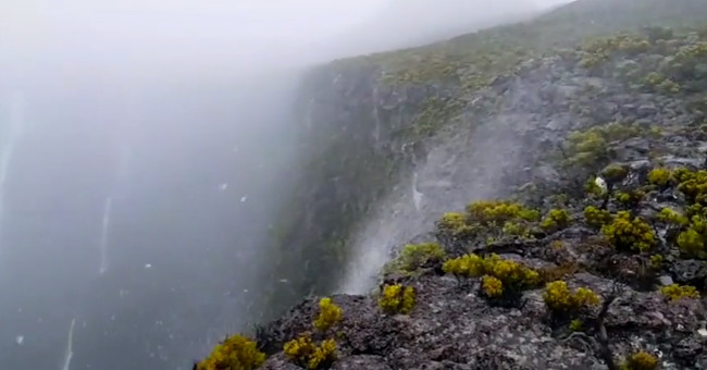 Video: Waterfalls flow back up into the sky on Reunion Island