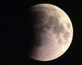 Vietnam does not observe the full lunar eclipse