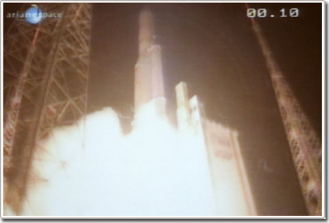 Vietnam successfully launched the first satellite