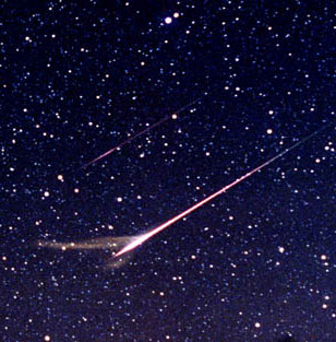 Vietnam welcomes meteor shower in the morning of May 6