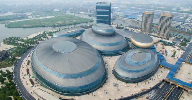 Visiting the 27,000 billion park simulating alien spacecraft