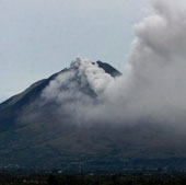 Volcanic eruption in Indonesia, 6,000 people evacuated