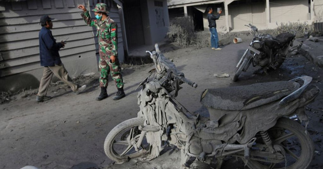 Volcanic eruption in Indonesia, 7 people died