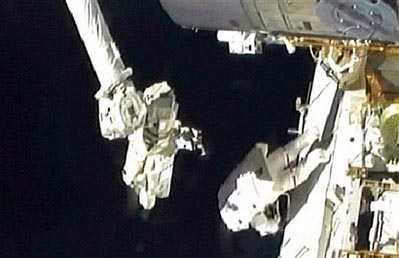 Walk in space to celebrate the moon's day