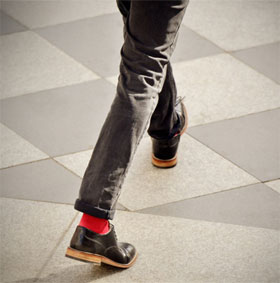 Walking way affects people's psychology