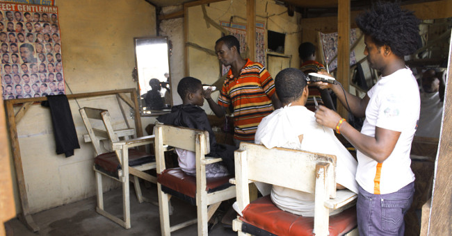 Warning of the risk of hepatitis B and HIV infection through hair cutting tools in South Africa