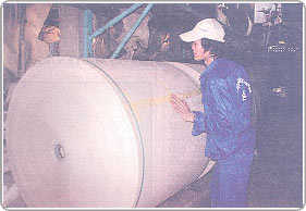 Waste water treatment by flotation tank