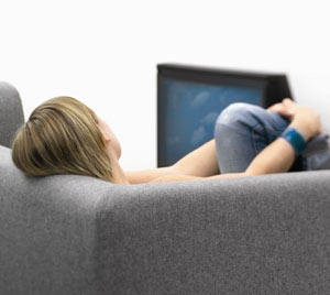 Watching a lot of TV causes a feeling of lack of sleep