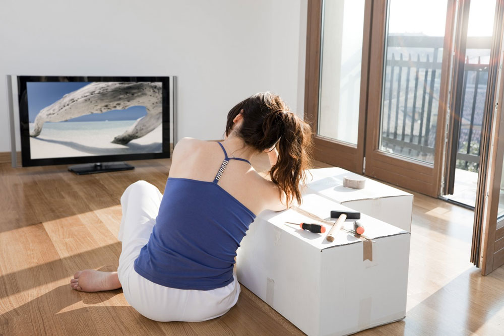Watching TV, using more computers is more prone to sudden deafness