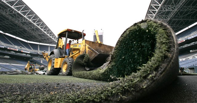 What do people do with discarded artificial grass?