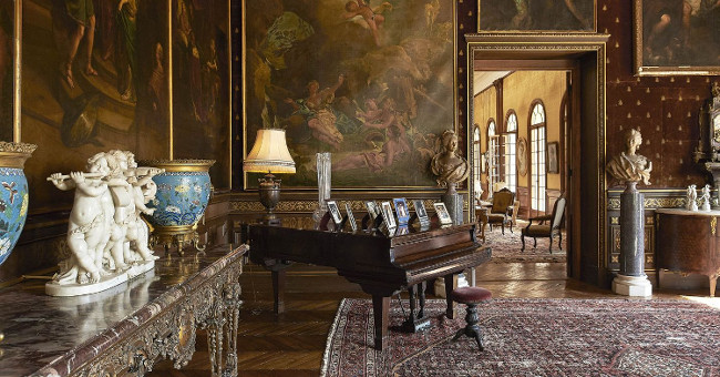 What is inside the most expensive villa in the history of the world?