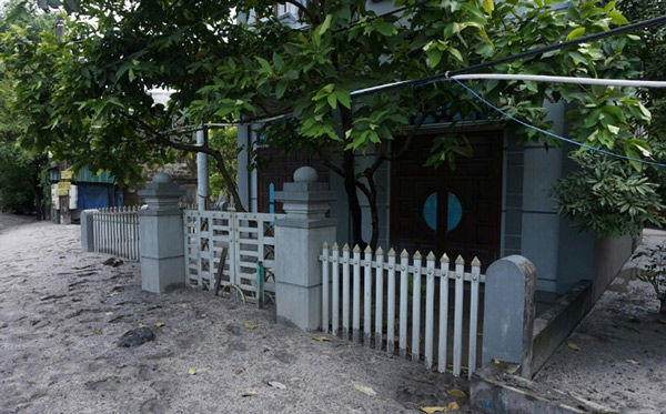 What is left after the terrible mud flood over