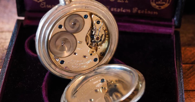 What is the accuracy of the clock, and is anyone really interested in it?