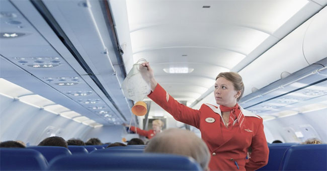 Where does the oxygen for the oxygen mask really come from?