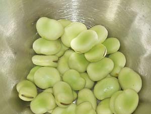 White pea beans make medicine