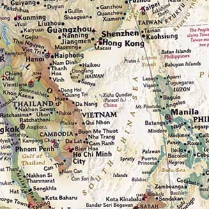 Who makes 'distortion' information about Vietnamese territory borders?