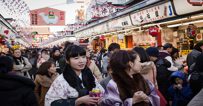 Why did Japan give up the traditional Tet?