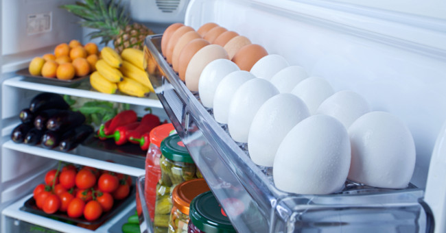 Why do Americans put eggs in refrigerators and Europeans?