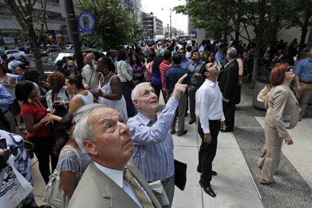 Why do earthquakes in the US do not shake the streets?