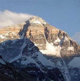 Why do people always want to conquer Mount Everest?