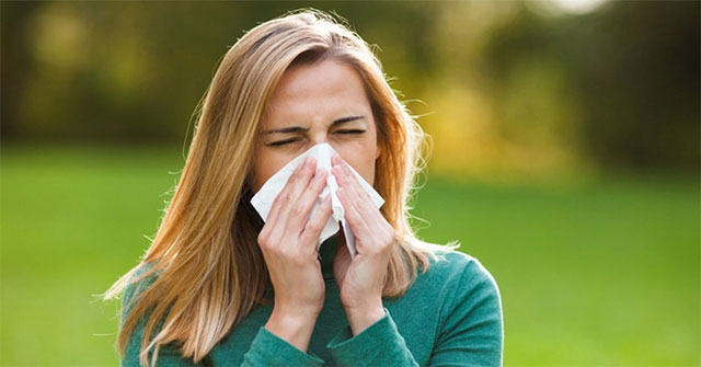 Why do people get stuck in one nose when they are sick?