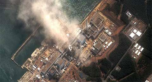 Why is it difficult to destroy the nuclear power plant Fukushima?