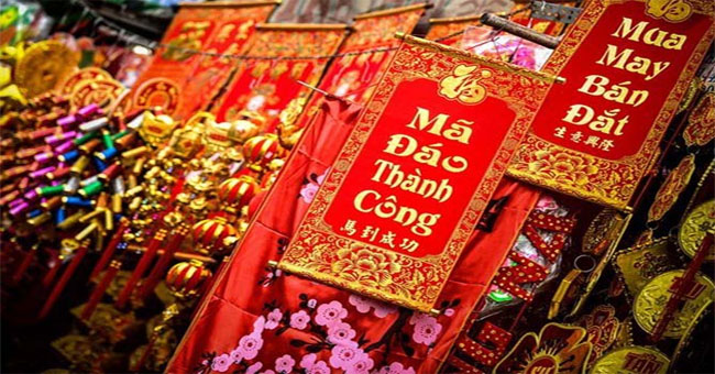 Why is the Vietnamese and Chinese New Year a day different?