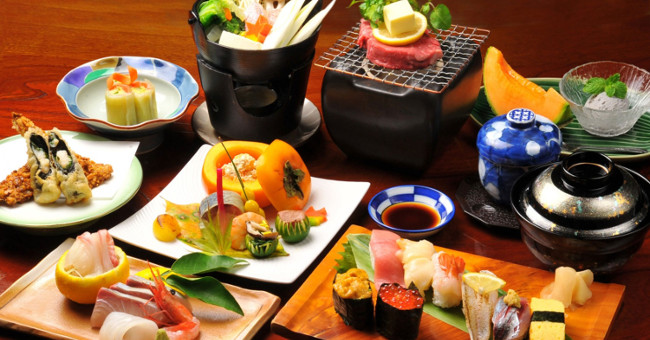 Why Japanese people avoid drinking water while eating